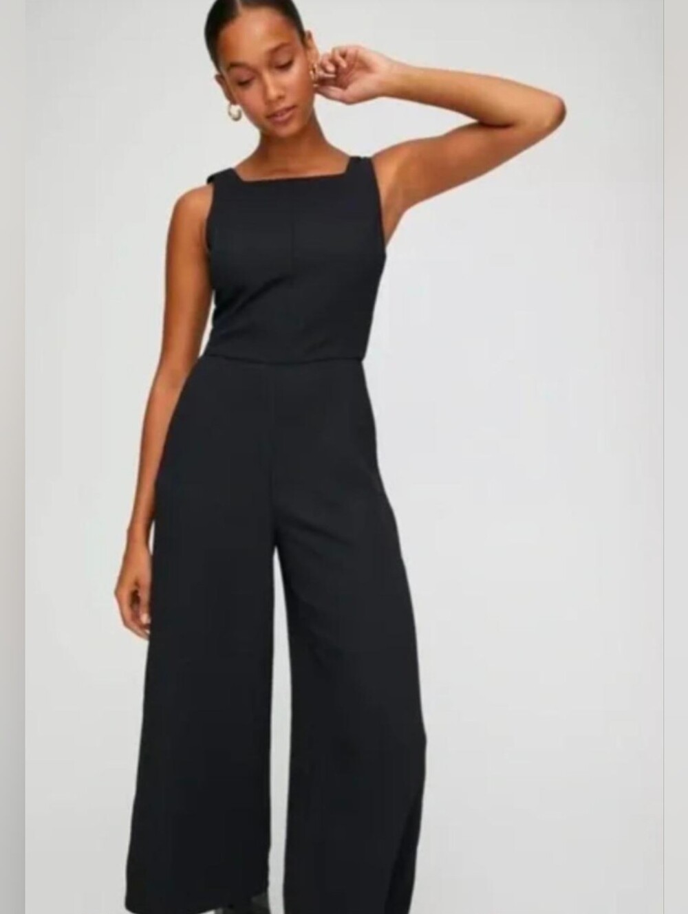aritzia wilfred ecoulement jumpsuit in black with a tie-back Size 4